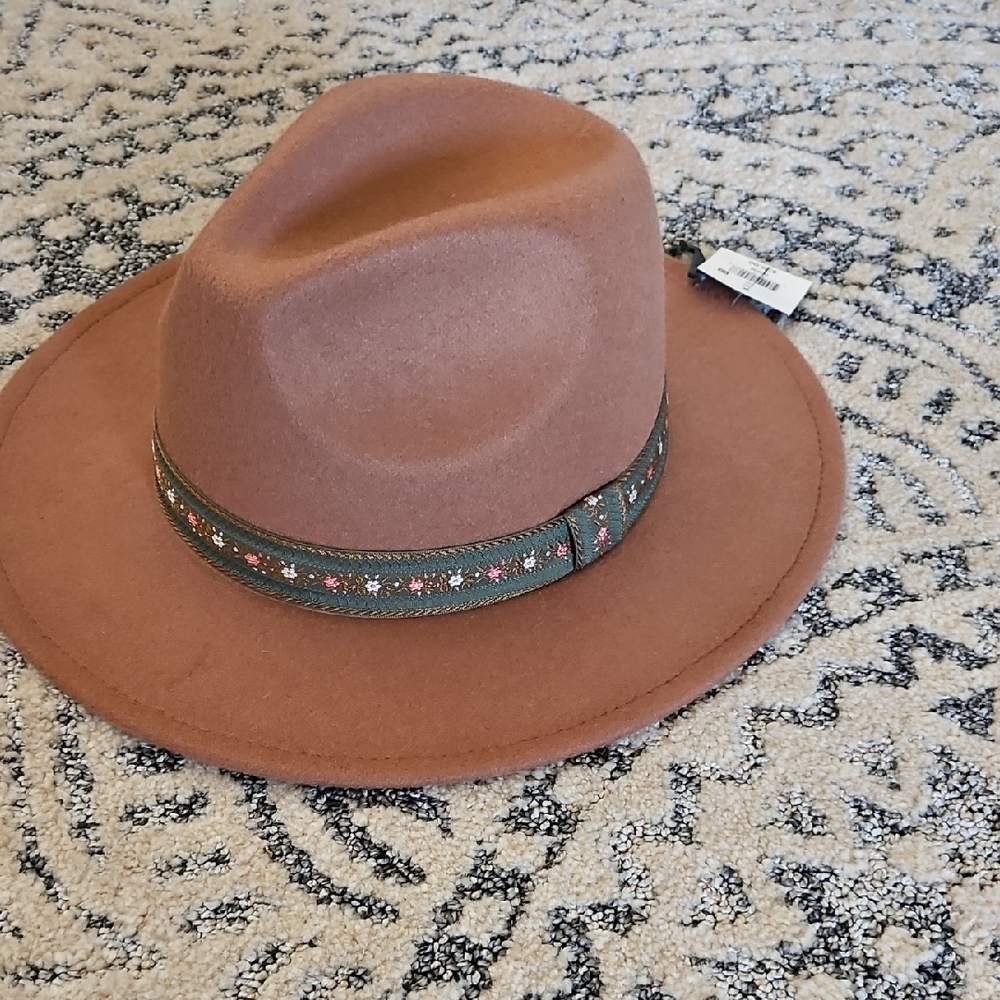 Falls Creek Tan Hat with Green Band
